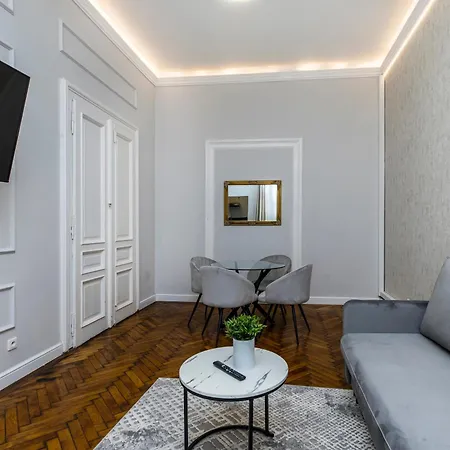 Apartman Royal *